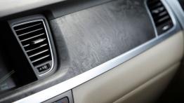 Hyundai Genesis II (2015) - deska rozdzielcza