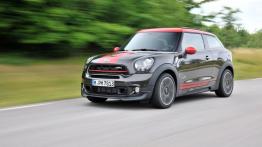 Mini Paceman John Cooper Works (2015) - widok z przodu