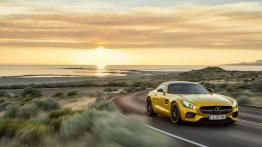 Mercedes AMG GT (2015) - widok z przodu