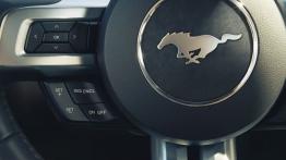 Ford Mustang VI GT (2015) - kierownica