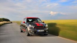 Mini Paceman John Cooper Works (2015) - widok z przodu