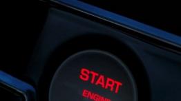 Jaguar XE S Italian Racing Red (2015) - przycisk do uruchamiania silnika