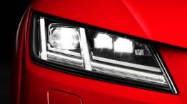 Audi TTS III Coupe (2015) - prawy przedni reflektor - włączony