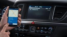 Hyundai Genesis II (2015) - ekran systemu multimedialnego