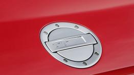 Audi TTS III Coupe (2015) - wlew paliwa