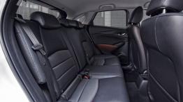 Mazda CX-3 SKYACTIV-G (2015) - tylna kanapa