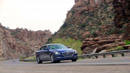 Hyundai Genesis II (2015) - widok z przodu