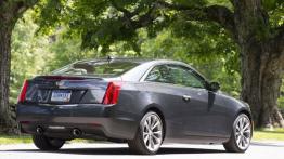 Cadillac ATS Coupe (2015) - widok z tyłu
