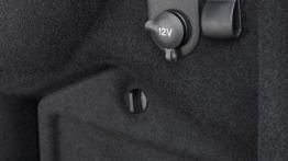 Jaguar XE S Italian Racing Red (2015) - bagażnik - inne ujęcie