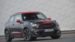 Mini Paceman John Cooper Works (2015) - widok z przodu