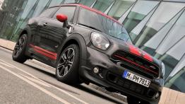 Mini Paceman John Cooper Works (2015) - widok z przodu