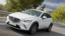 Mazda CX-3 SKYACTIV-G (2015) - widok z przodu