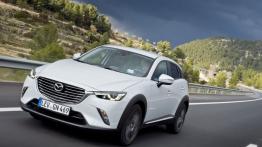 Mazda CX-3 SKYACTIV-G (2015) - widok z przodu