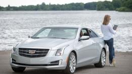 Cadillac ATS Coupe (2015) - widok z przodu