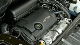 Mini Paceman John Cooper Works (2015) - silnik