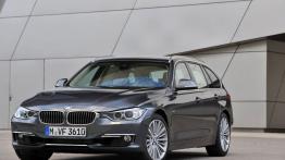 BMW 328i Touring (F31) - widok z przodu