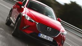 Mazda CX-3 SKYACTIV-G (2015) - widok z przodu