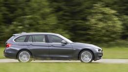 BMW 328i Touring (F31) - prawy bok