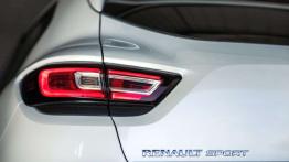 Renault Clio R.S. 220 Trophy (2016) - lewy tylny reflektor - w??czony