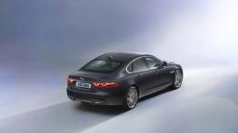 Jaguar XF II 3.5t Portfolio (2016) - widok z góry