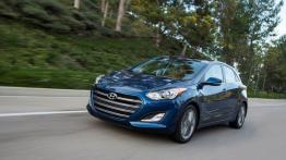 Hyundai Elantra GT Facelifting (2016) - widok z przodu