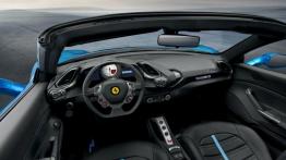 Ferrari 488 Spider (2016) - widok ogólny wnętrza z przodu