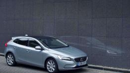 Volvo V40 FL (2016) - widok z przodu