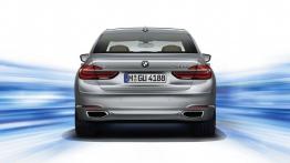 BMW serii 7 G12 740Le (2016) - tył - reflektory wyłączone
