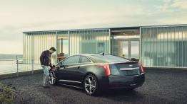Cadillac ELR 2016 - widok z tyłu