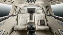 Mercedes-Maybach Pullman (2016) - tylna kanapa