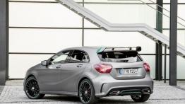 Mercedes A 250 Motorsport Edition (W 176 Facelifting) 2016 - widok z tyłu