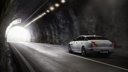 Jaguar XJR (X351 Facelifting) 2016 - widok z tyłu
