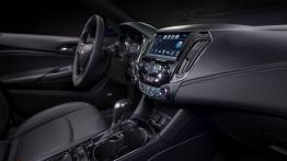 Chevrolet Cruze II (2016) - widok ogólny wnętrza z przodu