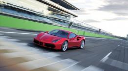 Ferrari 488 GTB (2016) - widok z przodu