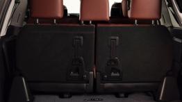 Lexus LX 570 Facelifting (2016) - bagażnik