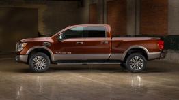 Nissan Titan XD (2016) - lewy bok