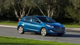 Hyundai Elantra GT Facelifting (2016) - prawy bok