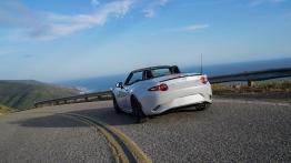 Mazda MX-5 IV Club (2016) - widok z tyłu