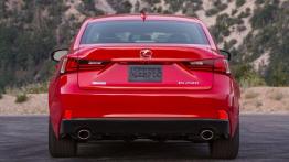Lexus IS 200t F Sport (2016) - widok z tyłu