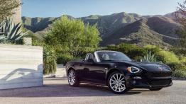 Fiat 124 Spider (2016) - widok z przodu