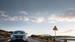 Volvo V40 (2016) - widok z przodu