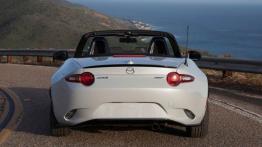 Mazda MX-5 IV Club (2016) - widok z tyłu