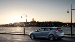 Volvo V40 (2016) - lewy bok