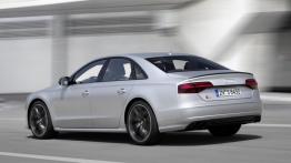 Audi S8 Plus (2016) - widok z tyłu