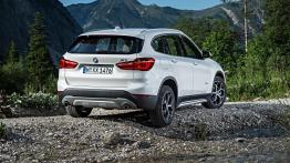 BMW X1II (2016) - widok z tyłu