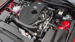 Lexus IS 200t F Sport (2016) - silnik