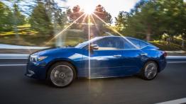 Nissan Maxima VIII (2016) - lewy bok