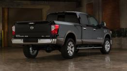 Nissan Titan XD (2016) - widok z tyłu