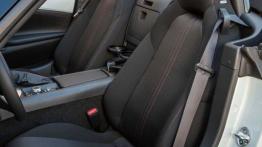 Mazda MX-5 IV Club (2016) - fotel kierowcy, widok z przodu