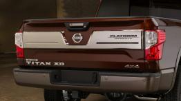 Nissan Titan XD (2016) - tylna burta - zamknięta
